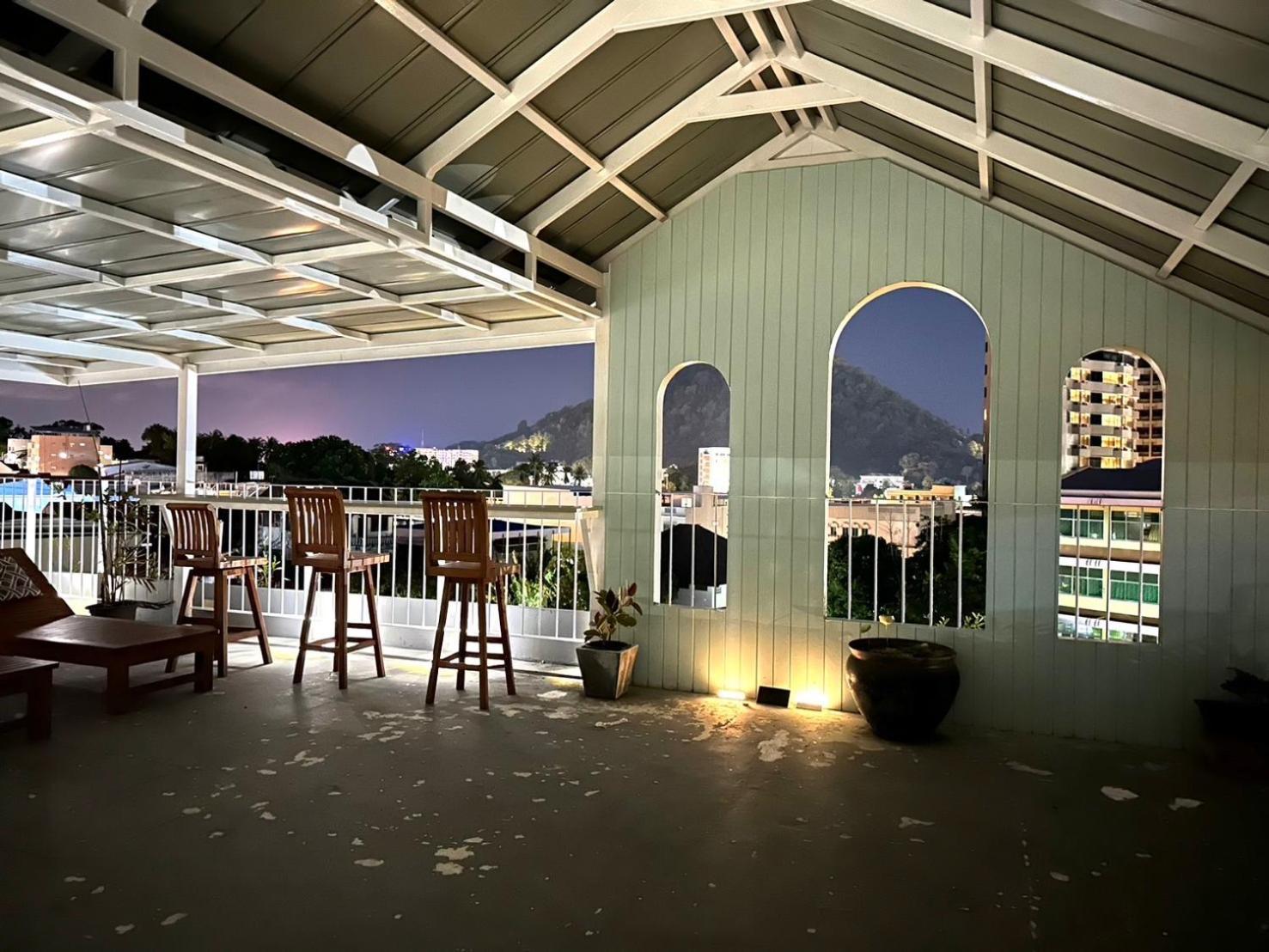 Alleyhill Phuket - Private & Cozy Boutique Exterior photo
